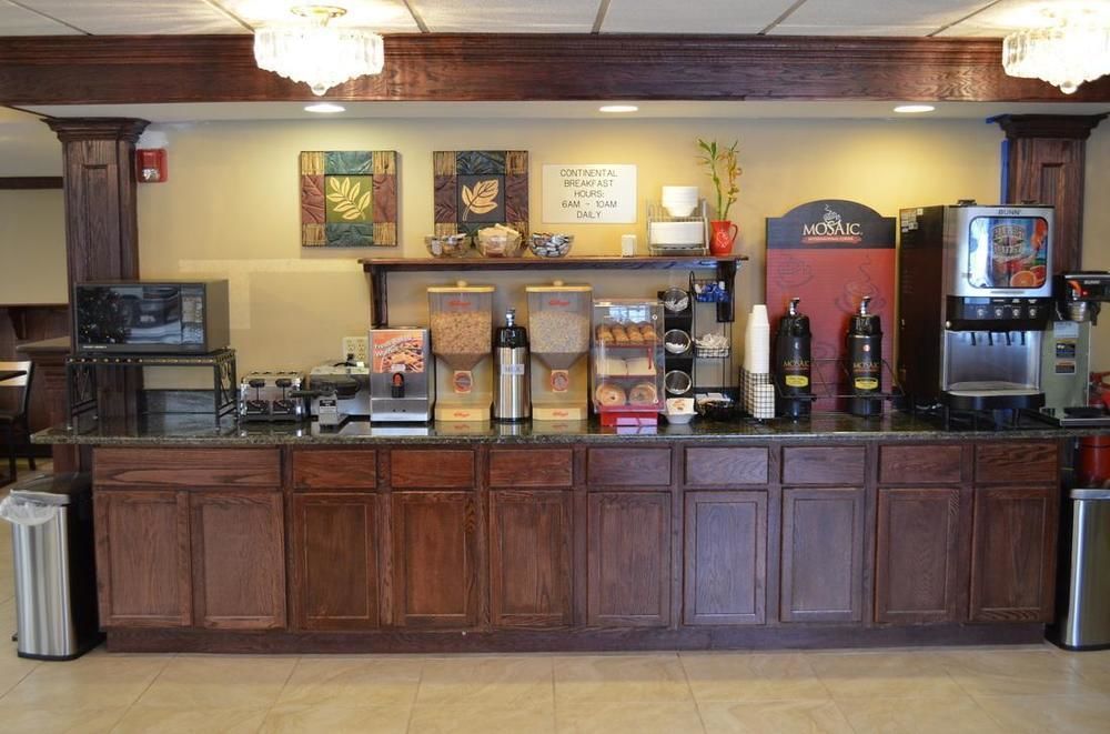 Comfort Inn Downtown Детройт Екстериор снимка